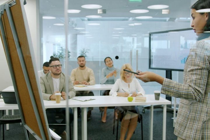 Multi-Tenant vs. Single-Tenant LMS for Course Sellers