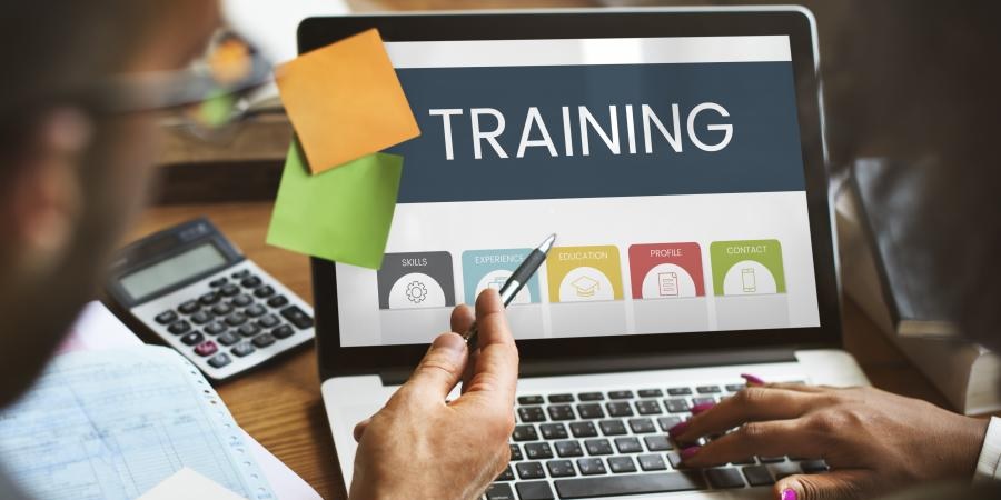 How to Sell Corporate Training Programs
